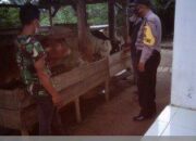 Bhabimkantibnas Polres Simalungun Laksanakan Monitoring dan Edukasi Penyakit Mulut dan Kuku Kepada Para Peternak di Desa Binaannya