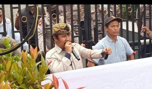 Massa CORI Mendukung Kejari Karo  Untuk Mengusut Tuntas Dugaan Kasus Koprupsi Yang Ada di Kabupaten Karo