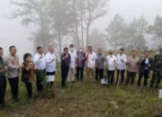 Forkopimda Karo Ikuti Rapat Koordinasi Penyelamatan Ekosistem Danau Toba