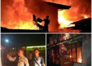 Polsek Bangun Bantu Evakuasi Kebakaran Mebel Di Rambungmerah