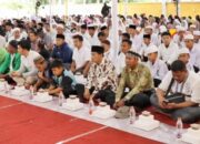 Hadiri Acara Buka Puasa Bersama  Yayasan Daru Putera  Madinah Bupati Simalungun Kita Akan Segera Perbaiki Jalan Penghubung Dobana Bandar Huluan