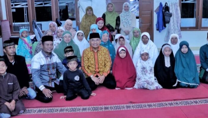 Buka Puasa Bersama Di Masjid Muhajirin Nagori Cingkes Bupati Simalungun Guru Mangaji Adalah Salah Satu Program Kami