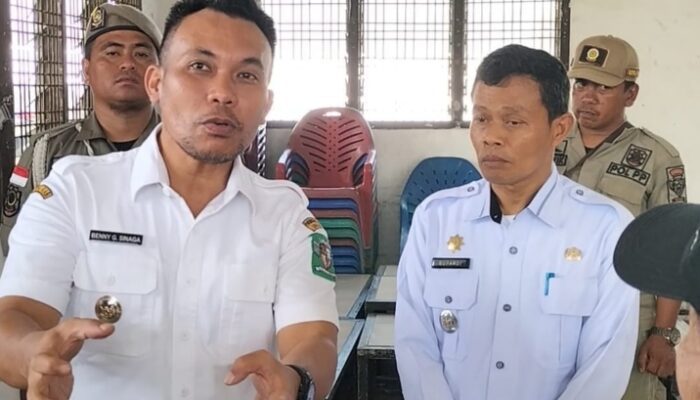 Tinjau Gedung Wisma Karya Serblawan Wabup Simalungun Instruksikan Camat Dologbatunanggar Lakukan Pembersihan dan Pembenahan