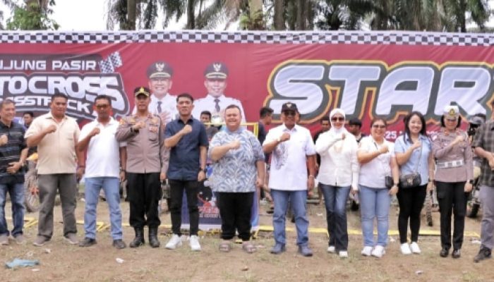 Lepas Peserta Motor Cross Grasstrack Tanjung Pasir 2025 Bupati Simalungun Ini Ajang Sportif Anak Muda