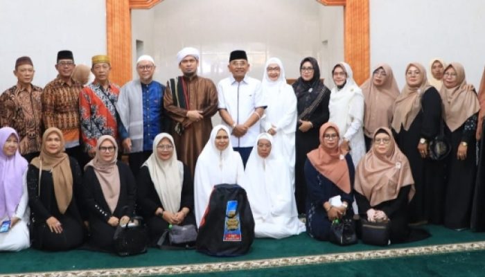 Bupati Simalungun Bersama Ketua TP PKK  Hadiri Tablig Akbar di Kecamatan Gunung Maligas