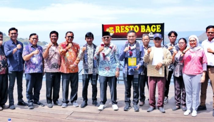 Resmikan Restoran Terapung, Bupati Simalungun Tekankan Sikap Ramah Tamah dan Jaga Kebersihan