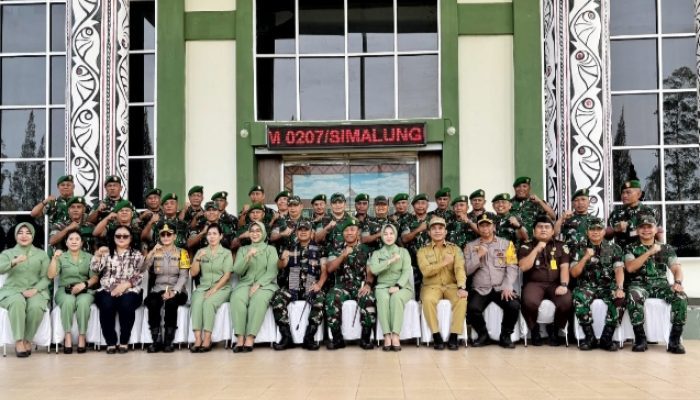 Perkuat Kolaborasi Pemkap dan TNI Dalam Membangun Stabilitas Wilayah