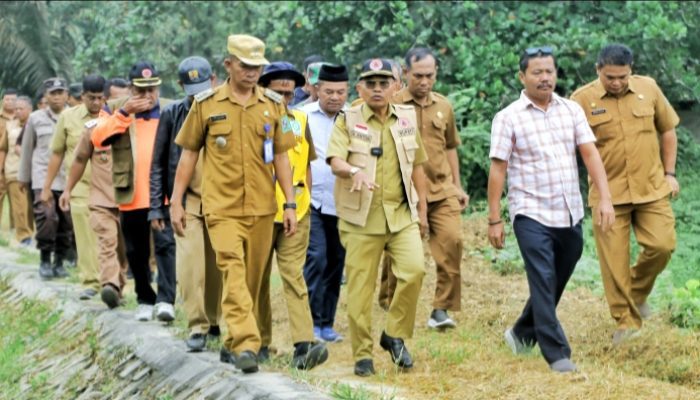 Bupati Simalungun Tanggab Terhadap Longsor di Kecamatan Hutabayu Raja