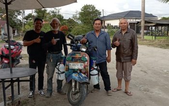 Menikmati Hidup Dimasa Tua Pak Anre Berusia 75 Tahun Asal Kota Bogor Dan Putrinya Melintasi Perjalan Vespa Evik Lintas Nusantara