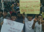 Koalisi Mahasiswa, Masyarakat dan Elemen Ormas Melakukan Demonstrasi