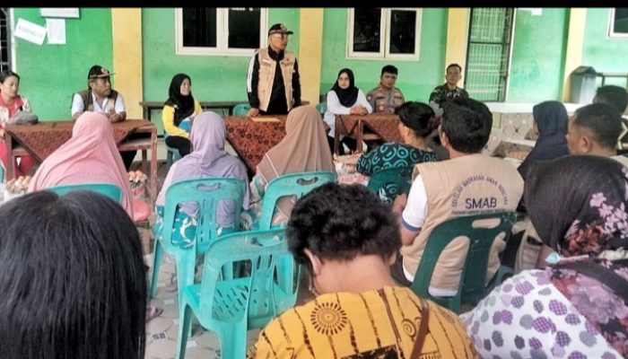 Bupati Simalungun Tinjau Lokasi Banjir Serbelawan dan Serahkan Bantuan Kepada Warga Yang Terdampak