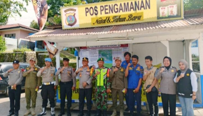 Kapolres Simalungun Cek Langsung Satgas Banops  Subsatgas Dokkes Lakukan Pemeriksaan Kesehatan  di  Pos Pam dan Pos Yan