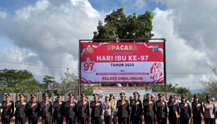 Polres Simalungun Gelar Upacara Hari Ibu ke -97 Wakapolres Perempuan Pilar Utama Menuju Indonesia Emas 2045