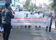 Masyarakat Dengan Pemerhati Pendidikan Lakukan Demontrasi Tuntut Relokasi SMAN-5