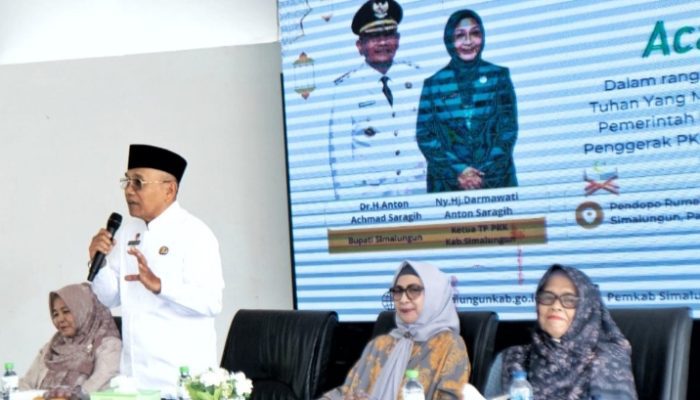 Bupati Simalungun Hadiri Pengajian TP. PkK  Sarana Meningkatkan Ketakqaan Kepada Tuhan Yang Maha Esa