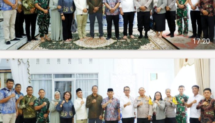 Hadiri Acara Halal Bihalal di Rumah Ketua DPRD  Bupati Simalungun Mari Memanujan Sinalungun Dengan Bersama-Sama