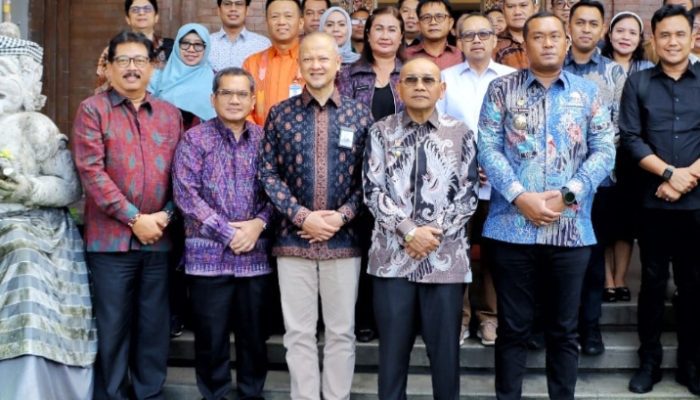 Ikuti FGD Percepatan Pengembangan KEK Danau Toba Bupati Simalungun Gali Strategi Parwisata di Gianyar Bali