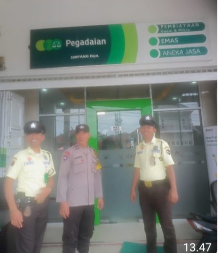 Sampaikan Pesan Kamtibmas Babinkamtibmas Polsek Marihat Laksanakan Sambang
