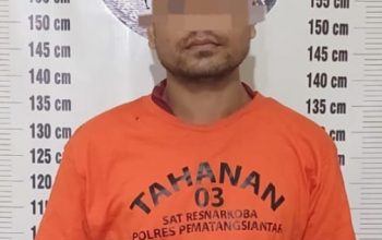 Duduk Santai di Pinggir Jalan Berujung Penangkapan Polres Pematangsiantar Sita 21,55 grm Sabu Duduk Santai di Pinggir Jalan Berujung Penangkapan Polres Pematangsiantar Sita 21,55 grm Sabu