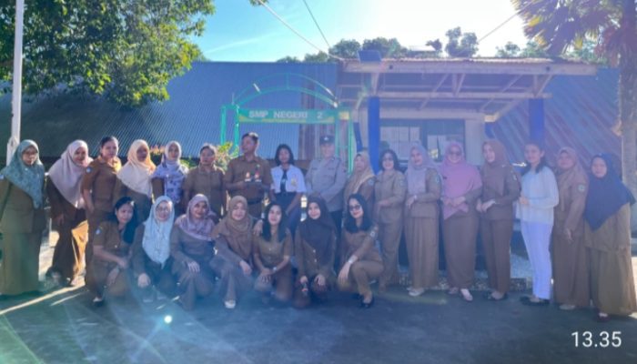 Sat Binmas Polres Pematangsiantar Police Go to School di SMPN2